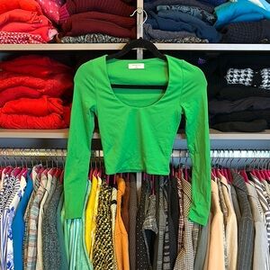 Babaton green long sleeve scoop neck crop top size XS